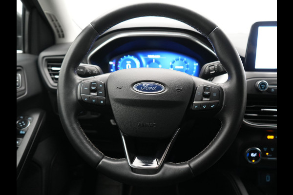 Ford FOCUS Wagon 1.0 EcoBoost Hybrid Titanium Business 125pk | Camera | Apple Carplay | Keyless | Lane Assist | Elektrische Achterklep | Cruise Control | Virtual | Climate Control | Draadloze Telefoonlader | Navigatie | DAB | 16"L.M |