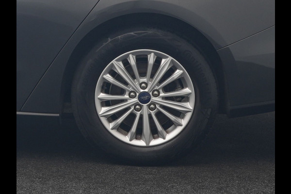 Ford FOCUS Wagon 1.0 EcoBoost Hybrid Titanium Business 125pk | Camera | Apple Carplay | Keyless | Lane Assist | Elektrische Achterklep | Cruise Control | Virtual | Climate Control | Draadloze Telefoonlader | Navigatie | DAB | 16"L.M |