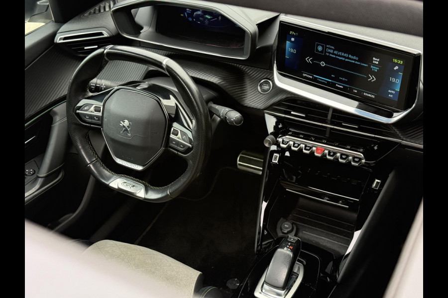Peugeot e-2008 EV GT Pack 50 kWh 1e Eigenaar|Navi|Schuifdak|Stoelverw|Camera|i-Cockpit|Clima|Cruise|N.A.P|APK tot 08-2027