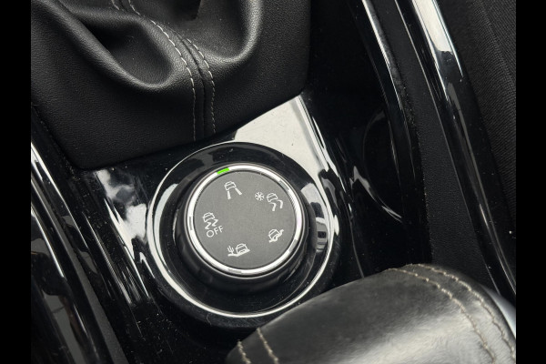 Peugeot 2008 1.2 PureTech Allure 2e Eigenaar|Navi|Pano|Camera|Carplay|Clima|Cruise|N.A.P|Nieuwe APK bij Aflevering