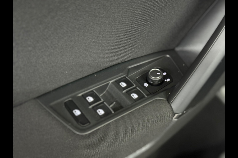 Volkswagen Tiguan 2.0 TSI 4Motion R-Line | Panorama | Keyless | LED | Elektrische Trekhaak | Winterpakket | 180pk