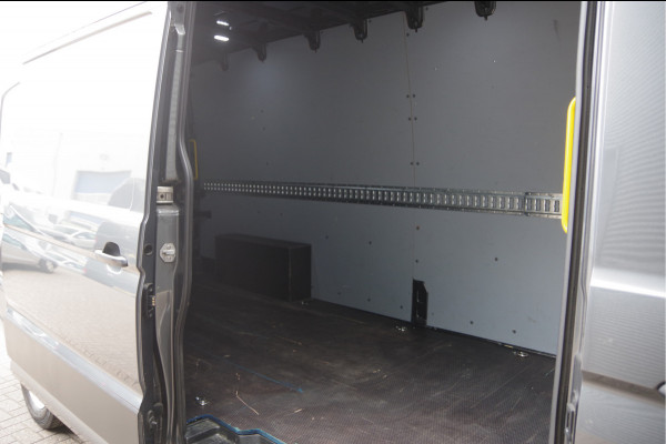 MAN TGE 3.180 35 2.0 Lang L4H3(L3H2) 3-ZITS, 177PK AUT. CAMERA, GEVEERDE STOEL, CRUISE, CARPLAY, NL AUTO, NAP