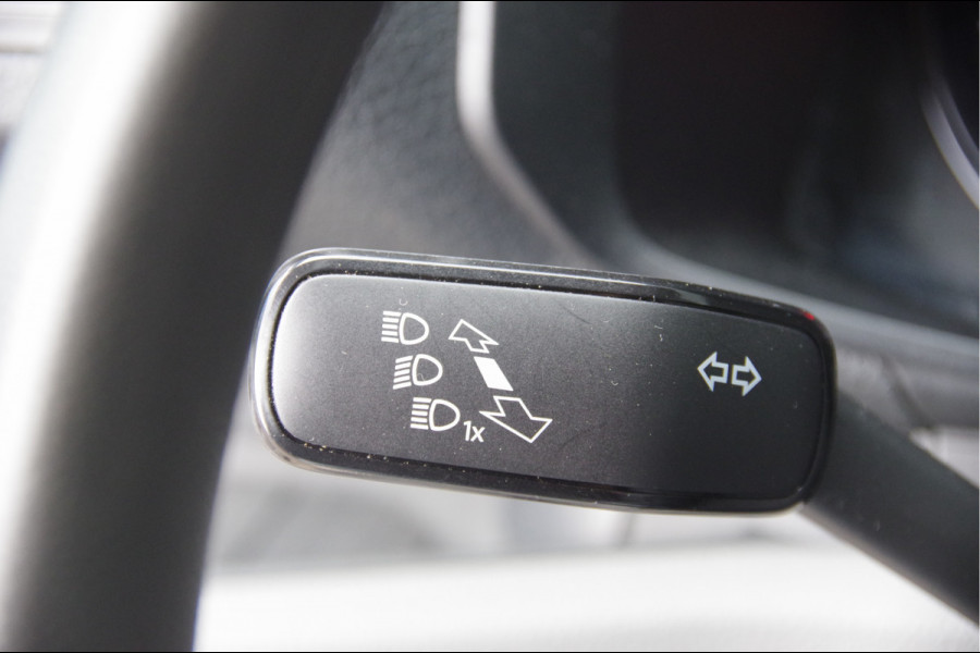 MAN TGE 3.180 35 2.0 Lang L4H3(L3H2) 3-ZITS, 177PK AUT. CAMERA, GEVEERDE STOEL, CRUISE, CARPLAY, NL AUTO, NAP