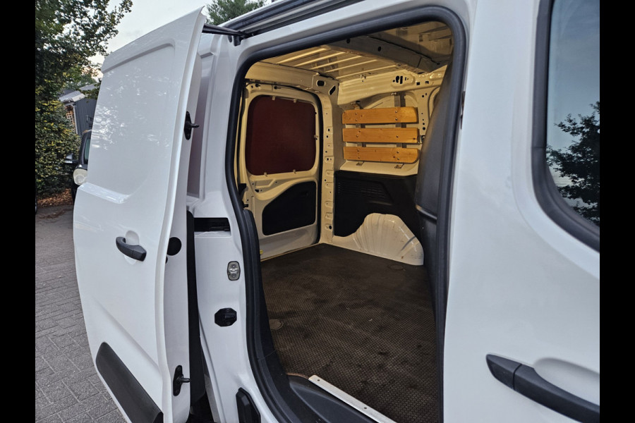 Peugeot Partner 1.5 BlueHDI Premium Airco! Cruise Control! Carplay! NAP! Nette Bus! Schuifdeur!