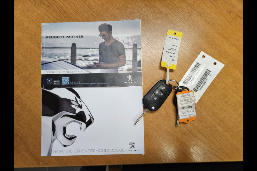 Peugeot Partner 1.5 BlueHDI Premium Airco! Cruise Control! Carplay! NAP! Nette Bus! Schuifdeur!