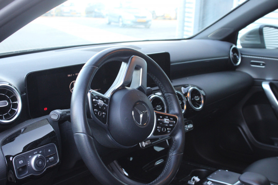 Mercedes-Benz A-Klasse 250 e Luxury Line