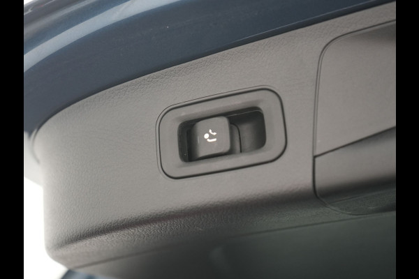 Mercedes-Benz EQA 250 Business Solution Luxury 67 kWh 190pk Dealer O.H | Trekhaak Af Fabriek | Panodak | Camera | Sportstoelen Verwarmd | Head Up | Keyless | Blis | Sfeerverlichting | DAB | Park Assist | Navigatie | 18"L.M