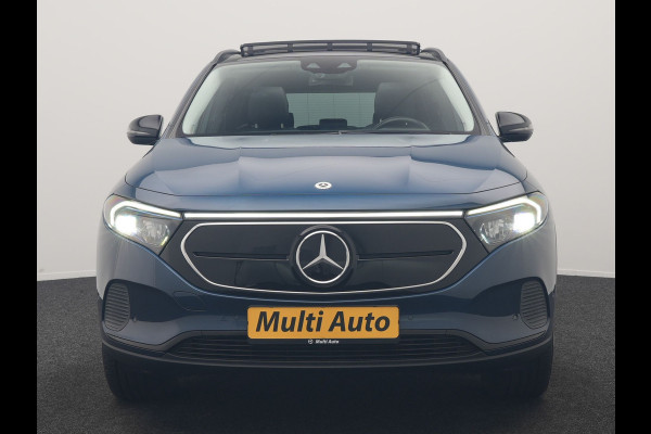 Mercedes-Benz EQA 250 Business Solution Luxury 67 kWh 190pk Dealer O.H | Trekhaak Af Fabriek | Panodak | Camera | Sportstoelen Verwarmd | Head Up | Keyless | Blis | Sfeerverlichting | DAB | Park Assist | Navigatie | 18"L.M