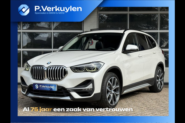 BMW X1 xDrive25i X LINE | PANORAMA | NAVIGATIE PLUS | STOELVERWARMING | CAMERA | HEAD UP |