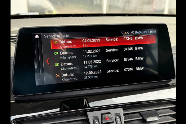 BMW X1 xDrive25i X LINE | PANORAMA | NAVIGATIE PLUS | STOELVERWARMING | CAMERA | HEAD UP |