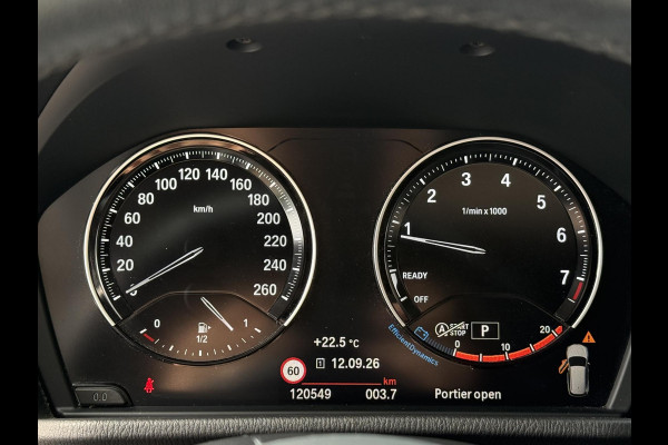 BMW X1 xDrive25i X LINE | PANORAMA | NAVIGATIE PLUS | STOELVERWARMING | CAMERA | HEAD UP |