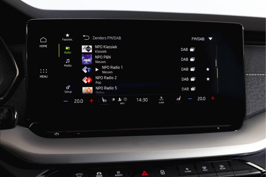 Škoda Octavia Combi 1.4 TSI iV PHEV Business Edition Plus | Org. NL | Afn. Trekhaak | Apple CarPlay | ACC | Navi | Stoel- & Stuurverwarming | PDC V+A | Camera | 18" |