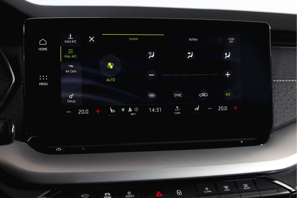 Škoda Octavia Combi 1.4 TSI iV PHEV Business Edition Plus | Org. NL | Afn. Trekhaak | Apple CarPlay | ACC | Navi | Stoel- & Stuurverwarming | PDC V+A | Camera | 18" |