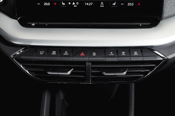 Škoda Octavia Combi 1.4 TSI iV PHEV Business Edition Plus | Org. NL | Afn. Trekhaak | Apple CarPlay | ACC | Navi | Stoel- & Stuurverwarming | PDC V+A | Camera | 18" |