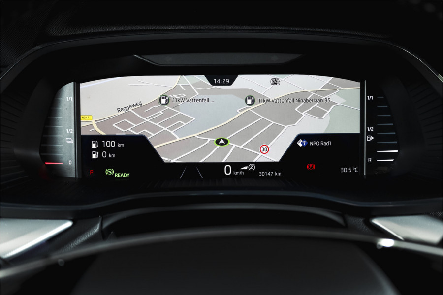 Škoda Octavia Combi 1.4 TSI iV PHEV Business Edition Plus | Org. NL | Afn. Trekhaak | Apple CarPlay | ACC | Navi | Stoel- & Stuurverwarming | PDC V+A | Camera | 18" |
