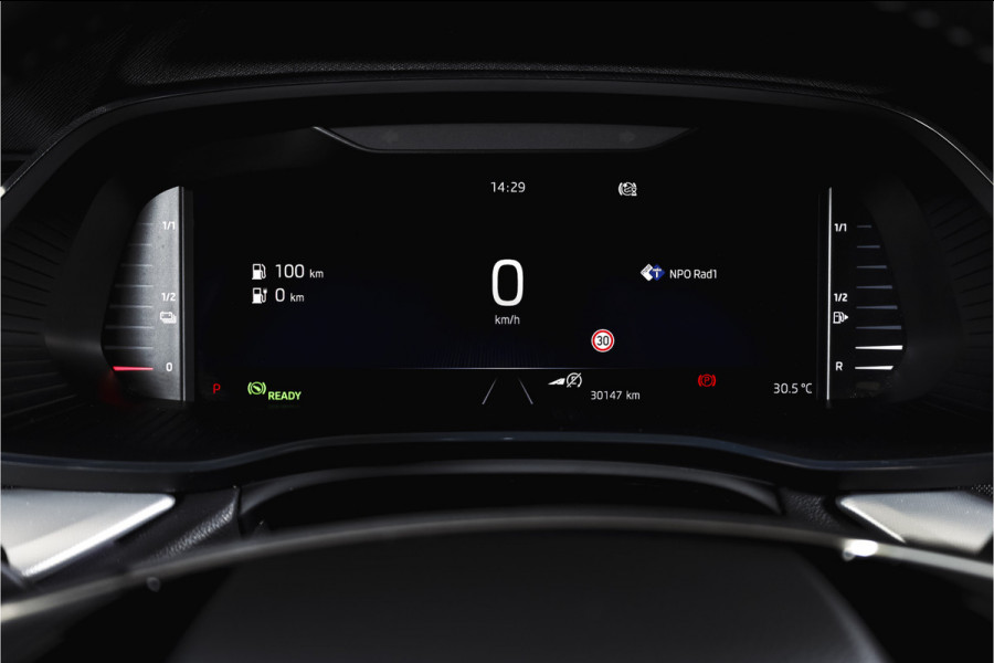 Škoda Octavia Combi 1.4 TSI iV PHEV Business Edition Plus | Org. NL | Afn. Trekhaak | Apple CarPlay | ACC | Navi | Stoel- & Stuurverwarming | PDC V+A | Camera | 18" |
