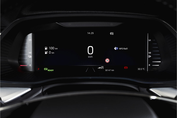 Škoda Octavia Combi 1.4 TSI iV PHEV Business Edition Plus | Org. NL | Afn. Trekhaak | Apple CarPlay | ACC | Navi | Stoel- & Stuurverwarming | PDC V+A | Camera | 18" |