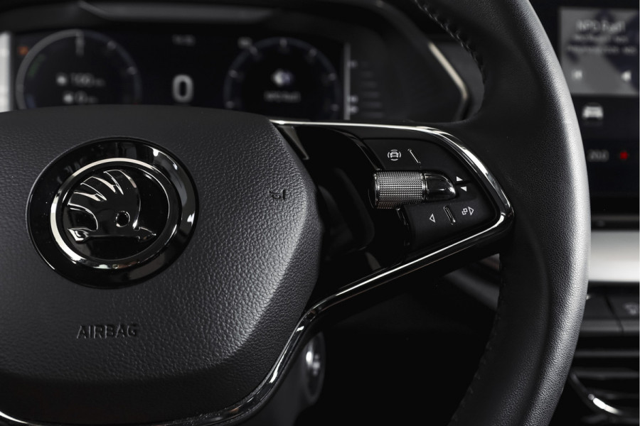 Škoda Octavia Combi 1.4 TSI iV PHEV Business Edition Plus | Org. NL | Afn. Trekhaak | Apple CarPlay | ACC | Navi | Stoel- & Stuurverwarming | PDC V+A | Camera | 18" |
