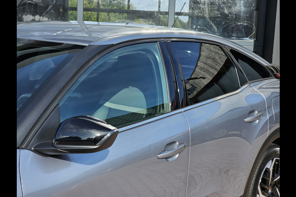 Citroën C4 1.2 Puretech Shine | Automaat | LED | Trekhaak | HUD | Camera | PDC | App-connect | Keyless |