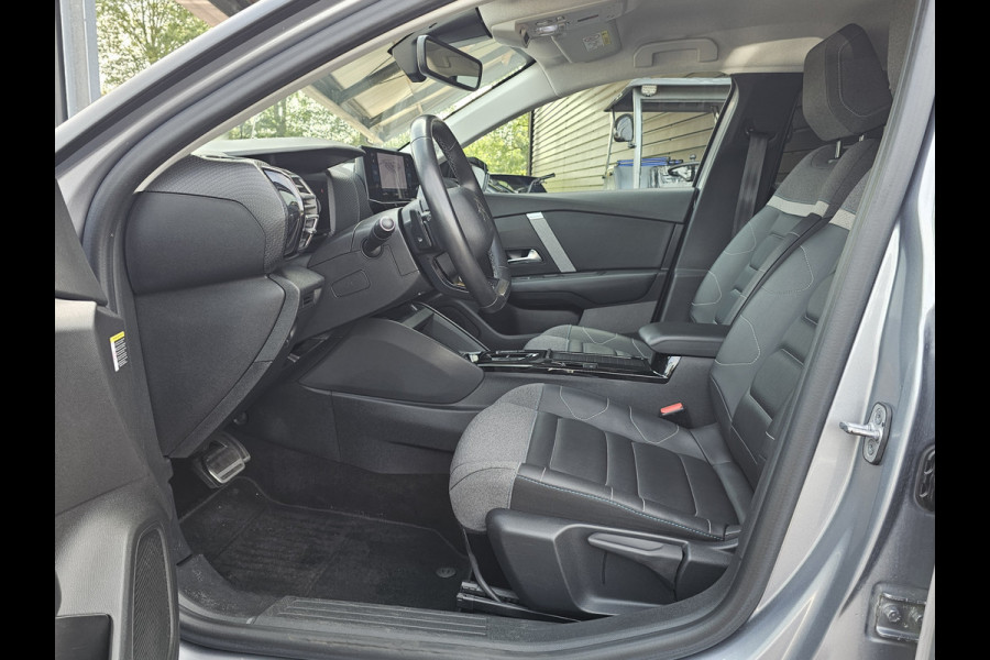 Citroën C4 1.2 Puretech Shine | Automaat | LED | Trekhaak | HUD | Camera | PDC | App-connect | Keyless |