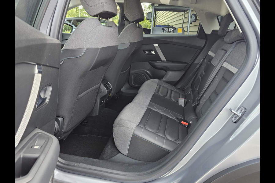 Citroën C4 1.2 Puretech Shine | Automaat | LED | Trekhaak | HUD | Camera | PDC | App-connect | Keyless |