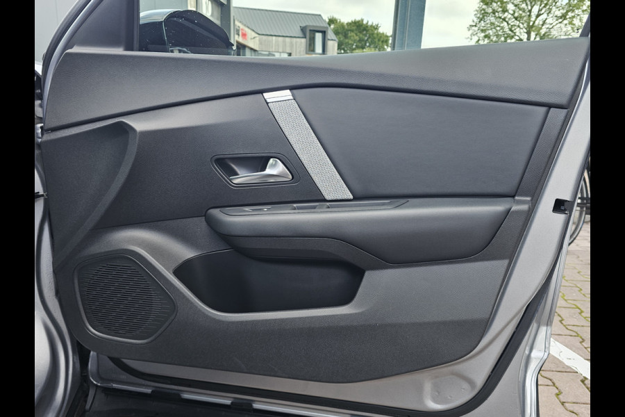 Citroën C4 1.2 Puretech Shine | Automaat | LED | Trekhaak | HUD | Camera | PDC | App-connect | Keyless |