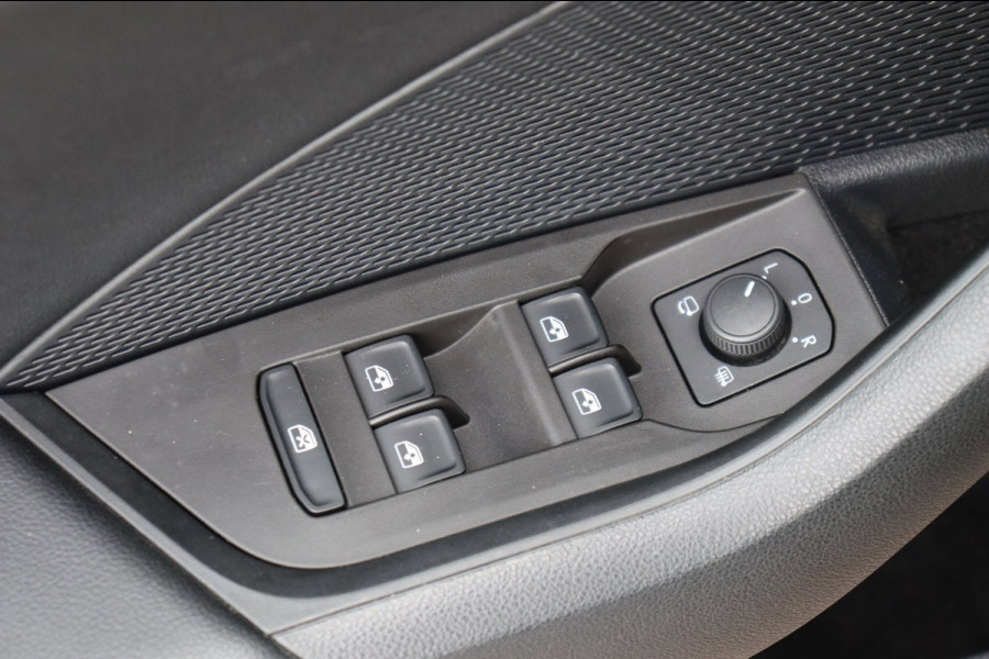 Škoda Octavia Combi 1.5 e-TSI Business Edition Org.NL digitaal dashboard Elek-a.klep