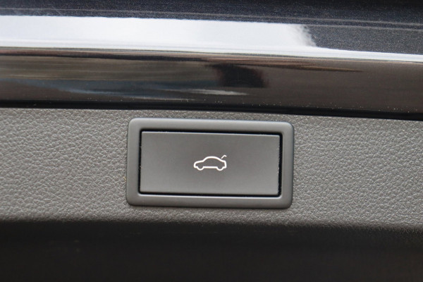 Škoda Octavia Combi 1.5 e-TSI Business Edition Org.NL digitaal dashboard Elek-a.klep