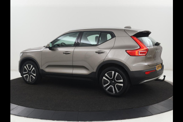 Volvo XC40 1.5 T2 Business Pro | 1e eigenaar | Trekhaak | Carplay | Navigatie | Adaptive cruise | Side Assist | Full LED | Climate control | Keyless | Parkeerhulp | Bluetooth | 19'' lichtmetalen velgen