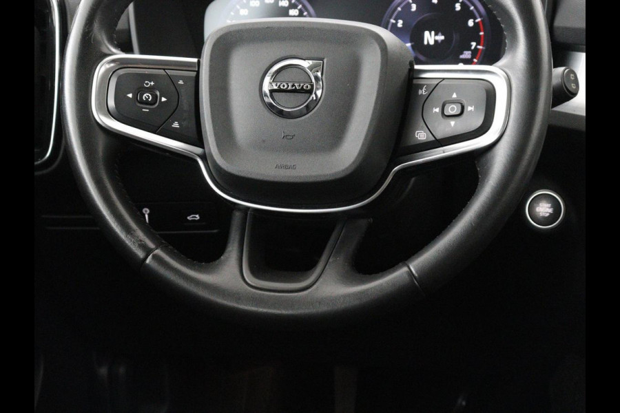 Volvo XC40 1.5 T2 Business Pro | 1e eigenaar | Trekhaak | Carplay | Navigatie | Adaptive cruise | Side Assist | Full LED | Climate control | Keyless | Parkeerhulp | Bluetooth | 19'' lichtmetalen velgen
