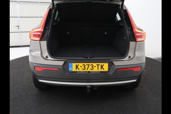 Volvo XC40 1.5 T2 Business Pro | 1e eigenaar | Trekhaak | Carplay | Navigatie | Adaptive cruise | Side Assist | Full LED | Climate control | Keyless | Parkeerhulp | Bluetooth | 19'' lichtmetalen velgen