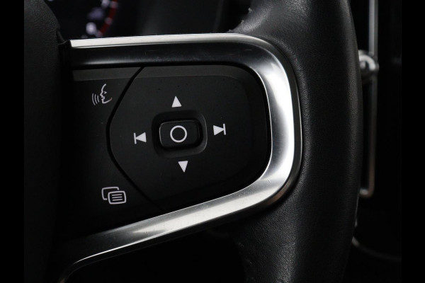 Volvo XC40 1.5 T2 Business Pro | 1e eigenaar | Trekhaak | Carplay | Navigatie | Adaptive cruise | Side Assist | Full LED | Climate control | Keyless | Parkeerhulp | Bluetooth | 19'' lichtmetalen velgen