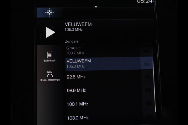 Volvo XC40 1.5 T2 Business Pro | 1e eigenaar | Trekhaak | Carplay | Navigatie | Adaptive cruise | Side Assist | Full LED | Climate control | Keyless | Parkeerhulp | Bluetooth | 19'' lichtmetalen velgen