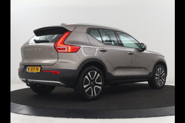 Volvo XC40 1.5 T2 Business Pro | 1e eigenaar | Trekhaak | Carplay | Navigatie | Adaptive cruise | Side Assist | Full LED | Climate control | Keyless | Parkeerhulp | Bluetooth | 19'' lichtmetalen velgen