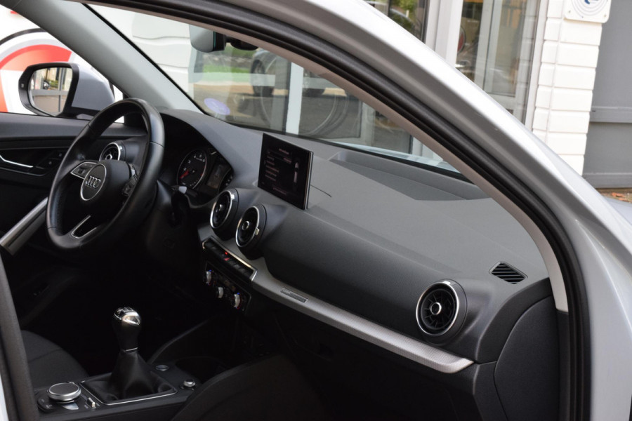 Audi Q2 30 TFSI S-Line|ACC|Carplay|Elektr.klep|Matrix