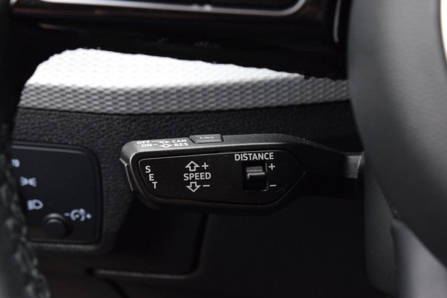 Audi Q2 30 TFSI S-Line|ACC|Carplay|Elektr.klep|Matrix