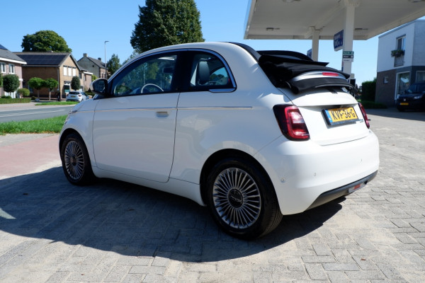 Fiat 500C 42 kWh ICON / INCL 12mnd BOVAG / Apple carplay / Camera / Stoelverwarming