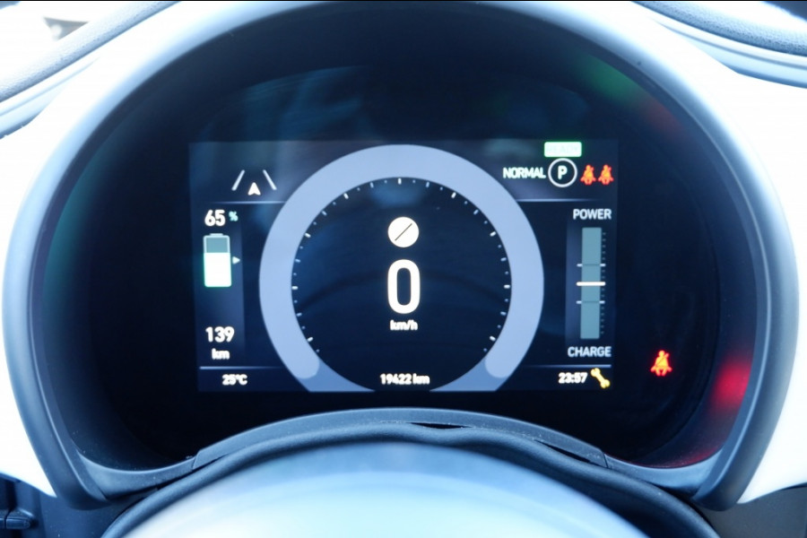 Fiat 500C 42 kWh ICON / INCL 12mnd BOVAG / Apple carplay / Camera / Stoelverwarming