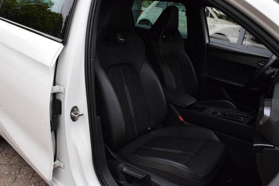 CUPRA Leon Sportstourer 1.4 e-Hybrid VZ Adrenaline|19"|Camera|Trekhaak
