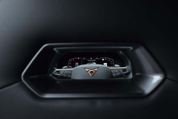 CUPRA Leon Sportstourer 1.4 e-Hybrid VZ Adrenaline|19"|Camera|Trekhaak
