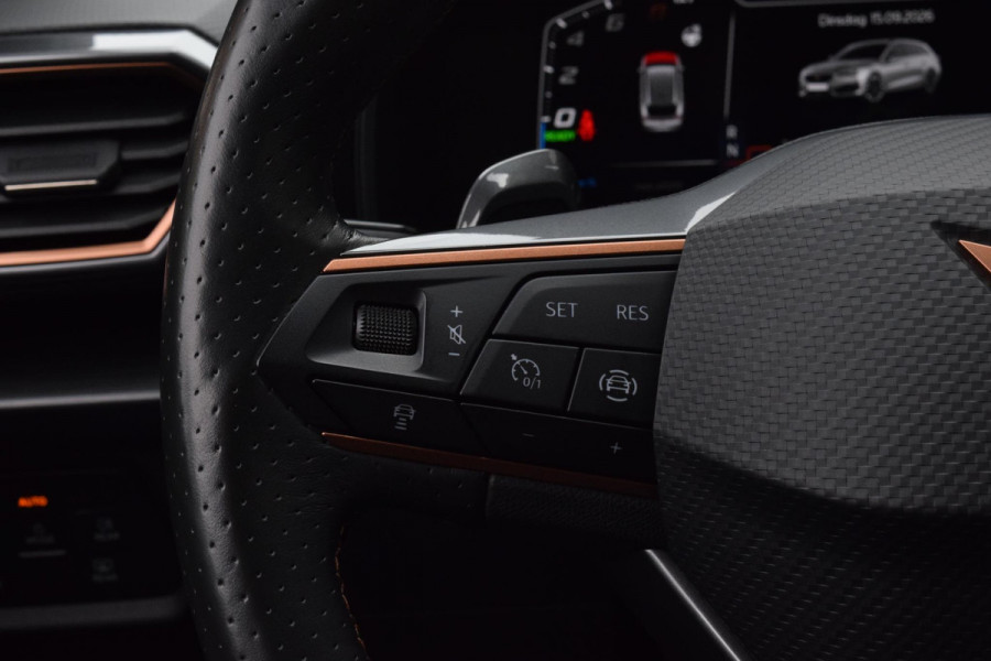 CUPRA Leon Sportstourer 1.4 e-Hybrid VZ Adrenaline|19"|Camera|Trekhaak