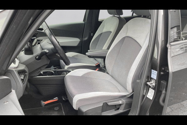 Volkswagen ID.3 First Plus 58 kWh 204pk | Camera | IQ light | Stoelverwarming | Acc