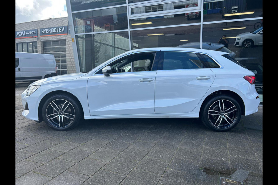 Audi A3 SPORTBACK 30 TFSI Advanced edition Facelift Model