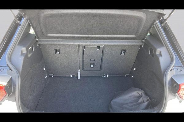 Volkswagen ID.3 First Plus 58 kWh 204pk SOH 91% Camera | Stoelverwarming | Acc | IQ Light