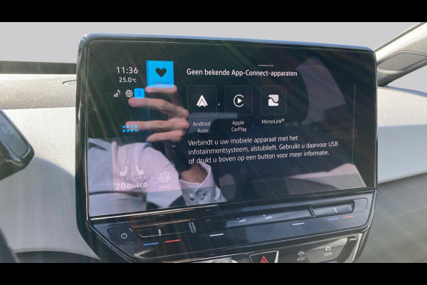 Volkswagen ID.3 First Plus 58 kWh 204pk SOH 91% Camera | Stoelverwarming | Acc | IQ Light