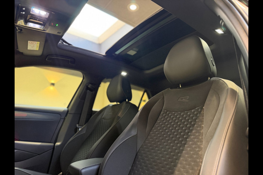 Volkswagen T-Roc 1.5 eTsi R-Line First Edition|Pano|Matrix|Keyless|H&K|HUD|360|