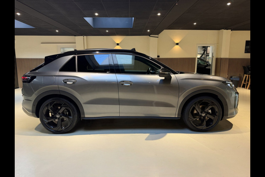 Volkswagen T-Roc 1.5 eTsi R-Line First Edition|Pano|Matrix|Keyless|H&K|HUD|360|