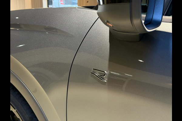 Volkswagen T-Roc 1.5 eTsi R-Line First Edition|Pano|Matrix|Keyless|H&K|HUD|360|
