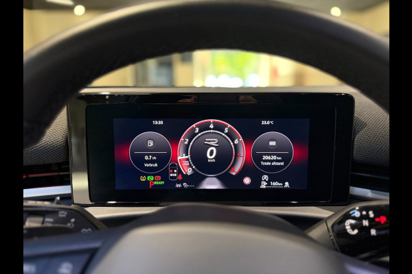 Volkswagen T-Roc 1.5 eTsi R-Line First Edition|Pano|Matrix|Keyless|H&K|HUD|360|