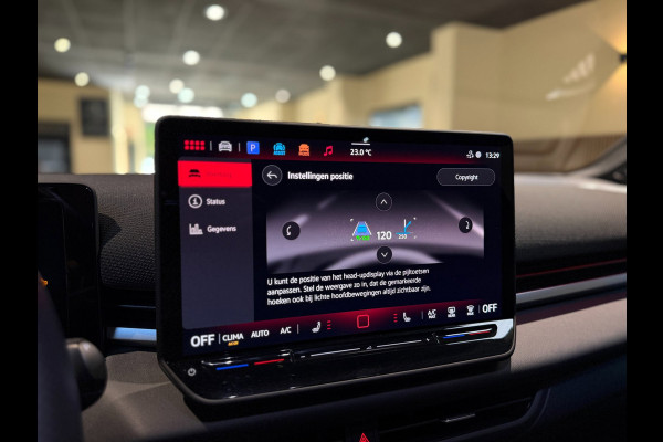 Volkswagen T-Roc 1.5 eTsi R-Line First Edition|Pano|Matrix|Keyless|H&K|HUD|360|